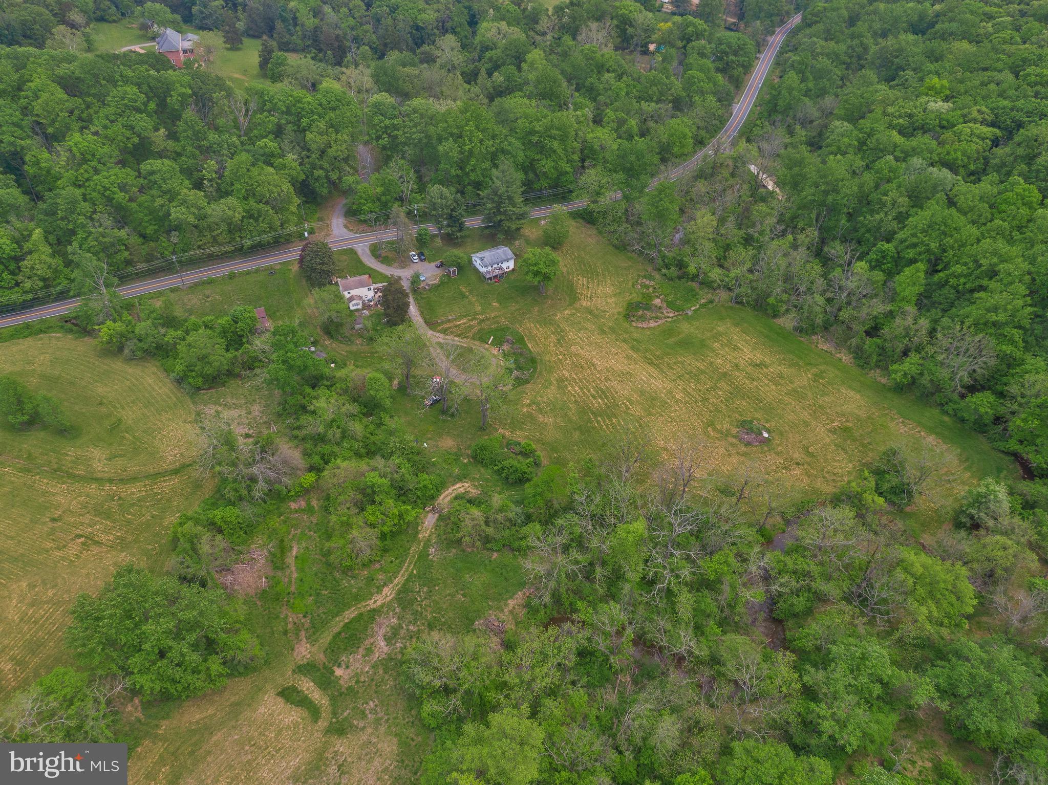 19281 Harmony Church Road Leesburg, VA 20175 - Photo 15 of 19