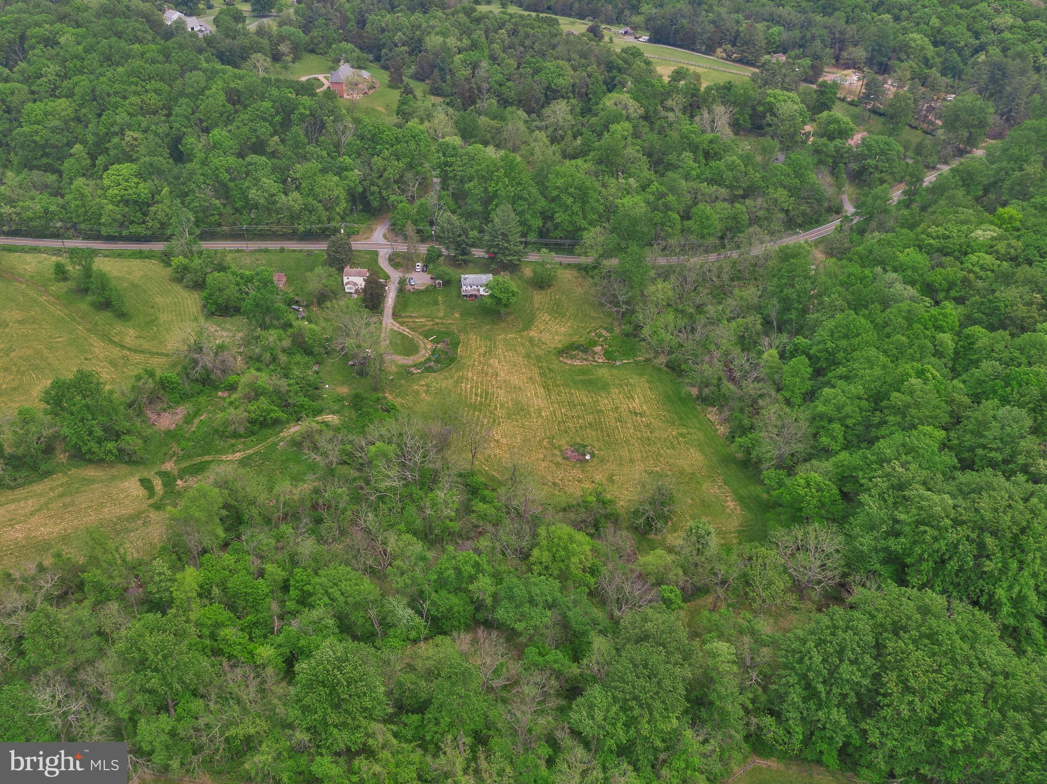 19281 Harmony Church Road Leesburg, VA 20175 - Photo 16 of 19