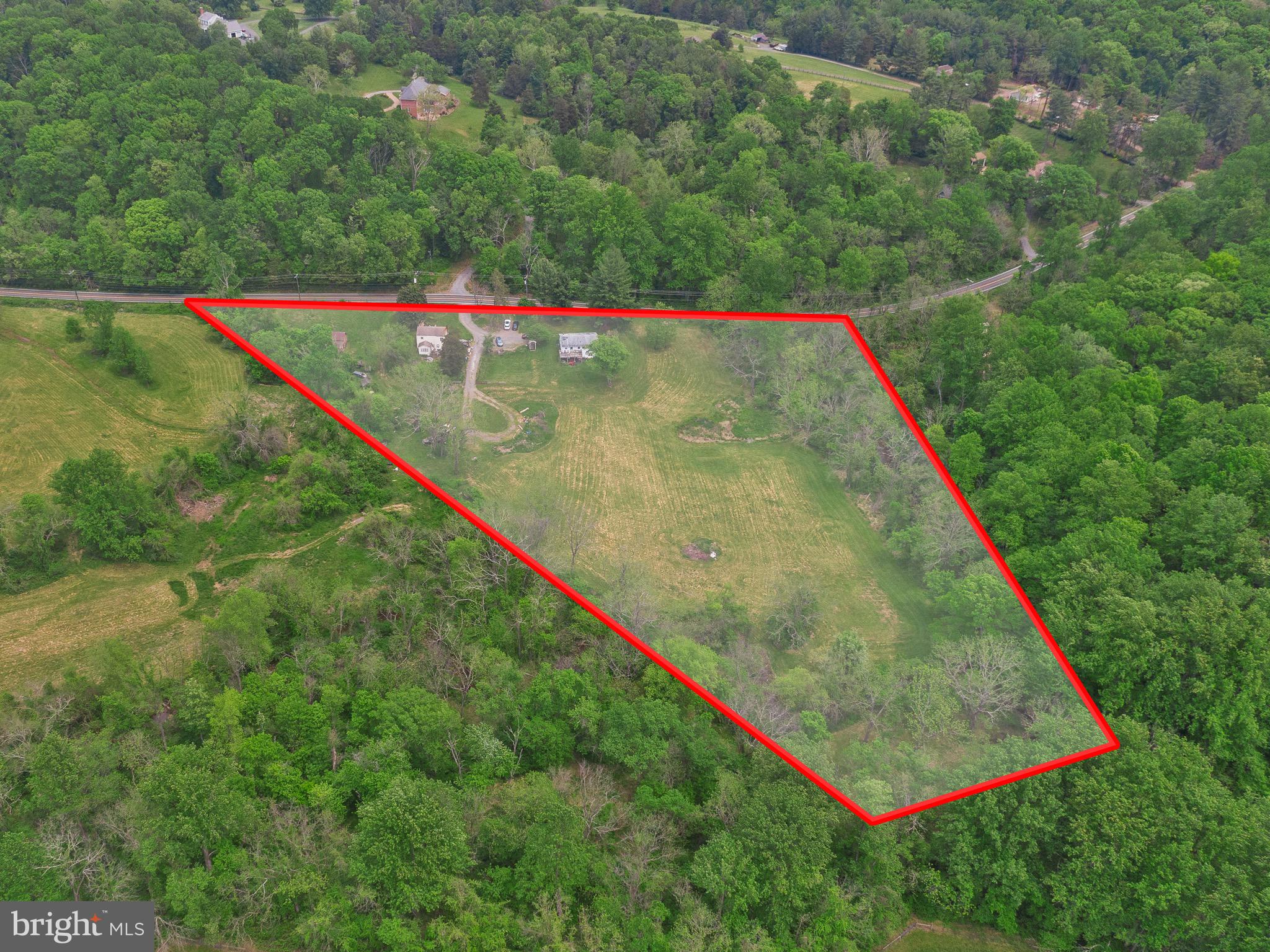 19281 Harmony Church Road Leesburg, VA 20175 - Photo 18 of 19