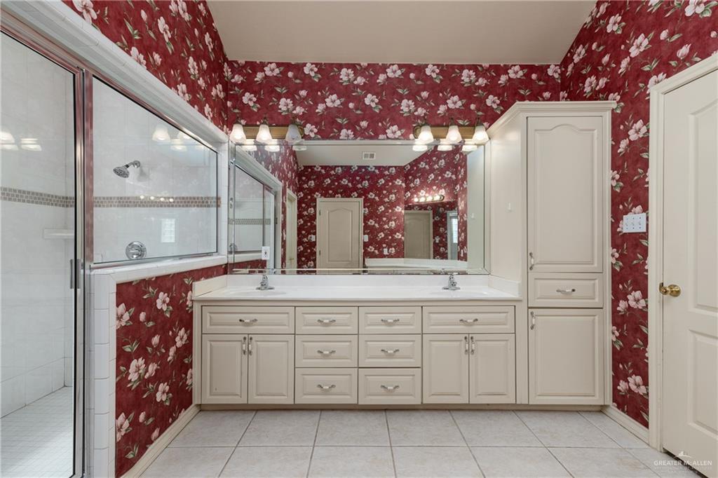 1707 South Jackson Road Edinburg, TX 78539 - Photo 8 of 45 Gallery Image 8
