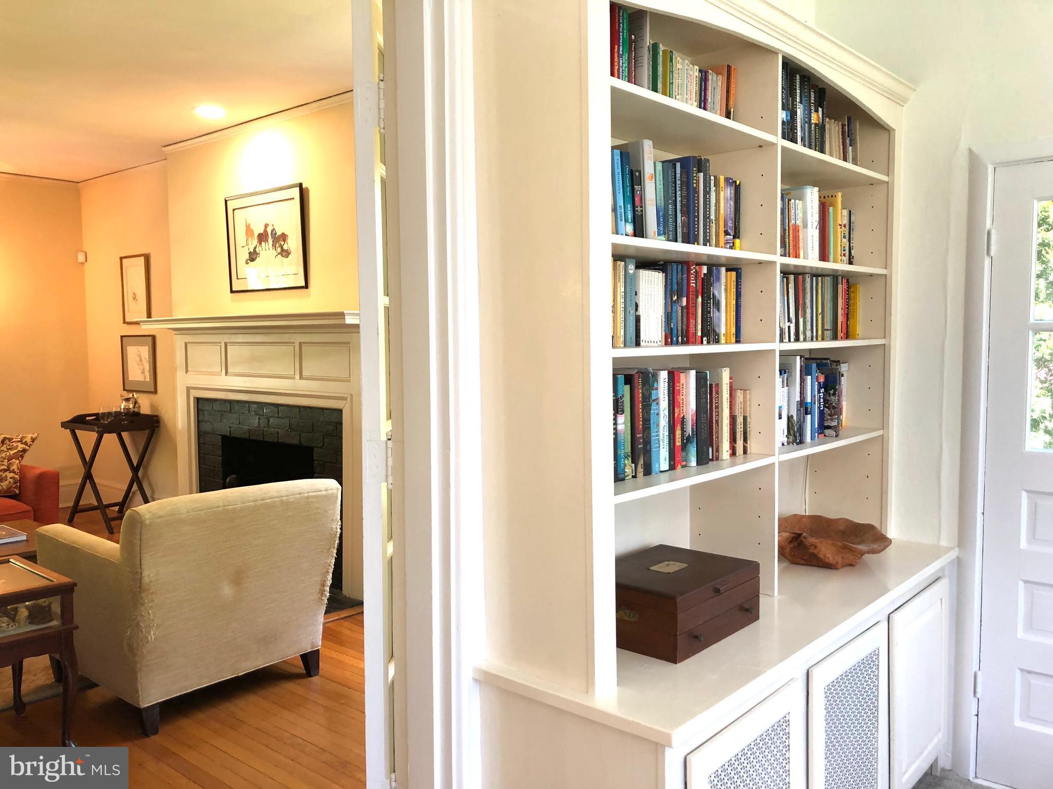 605 Edgevale Road Baltimore, MD 21210 - Photo 5 of 30