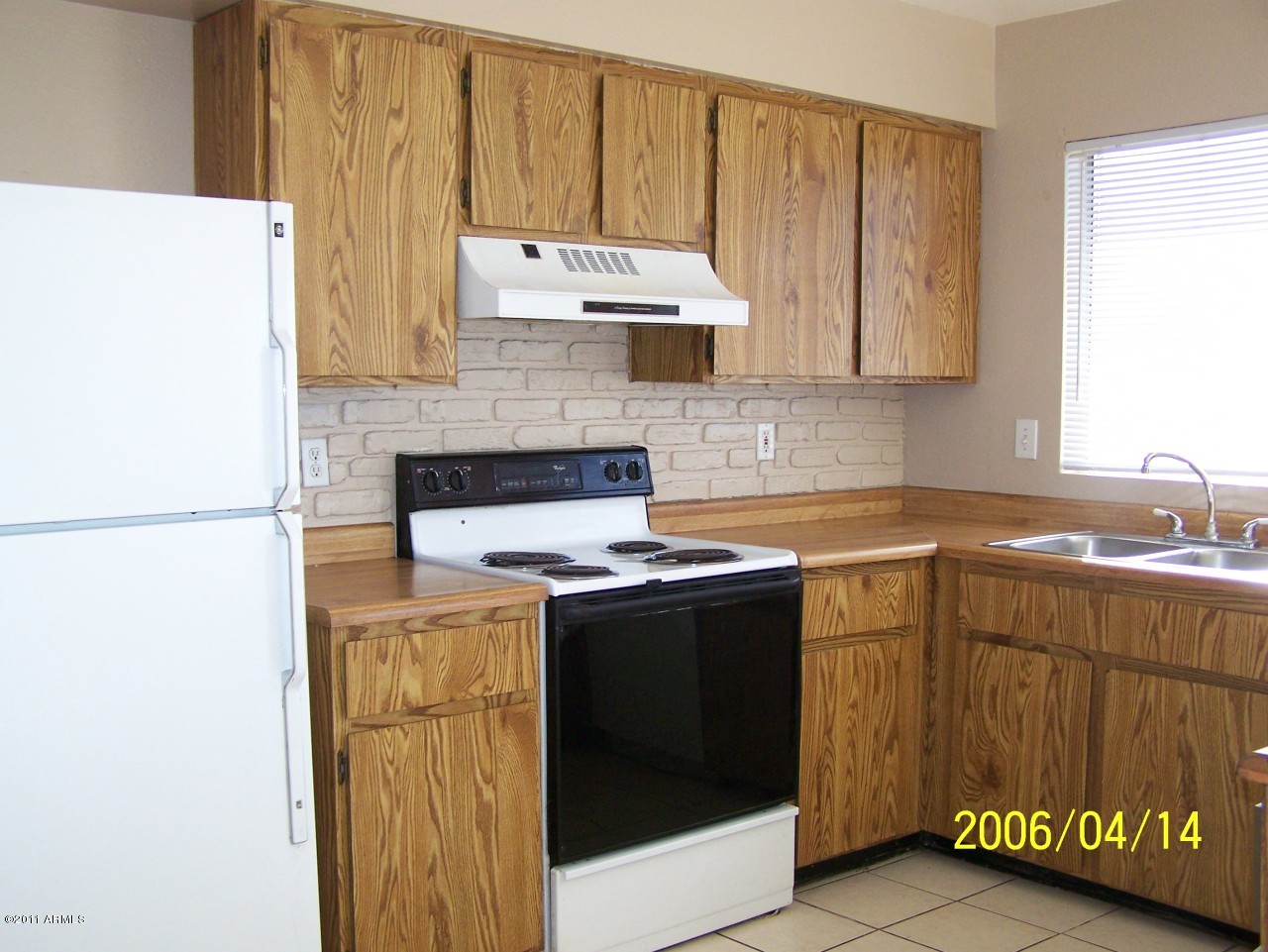 7059 West Mountain View Road Peoria, AZ 85345 - Photo 3 of 6 KITCHEN