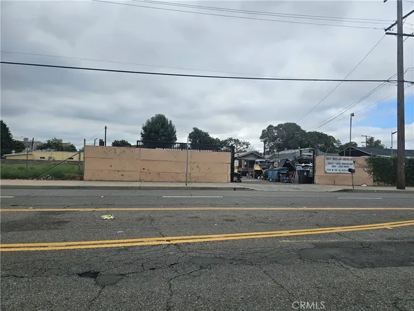 $3,041,000 | 3226-3230 West 5th, Santa Ana, CA 92703