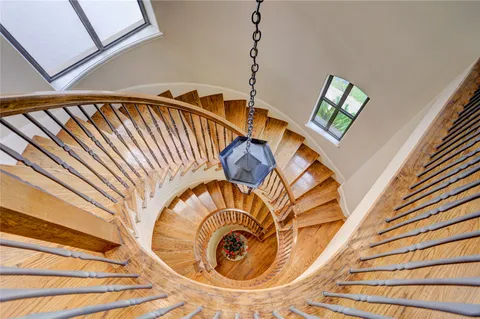 $850,000 | 1008 Potomac Drive, Houston, TX 77057
