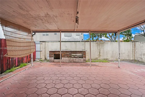 $355,000 | 7205 West 2nd Lane, Hialeah, FL 33014