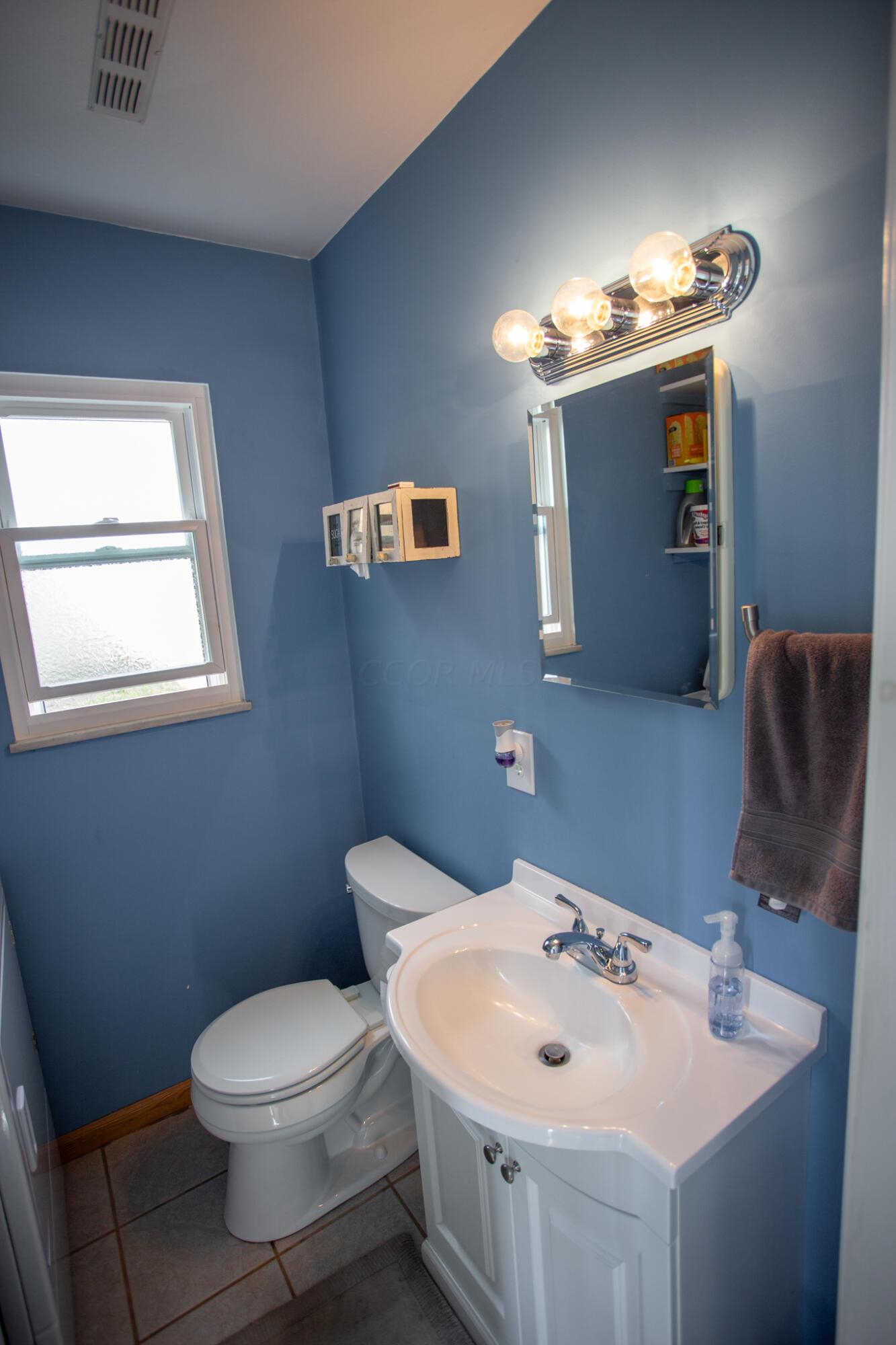 3327 Devin Road Grove City, OH 43123 - Photo 21 of 60 IMG_2891