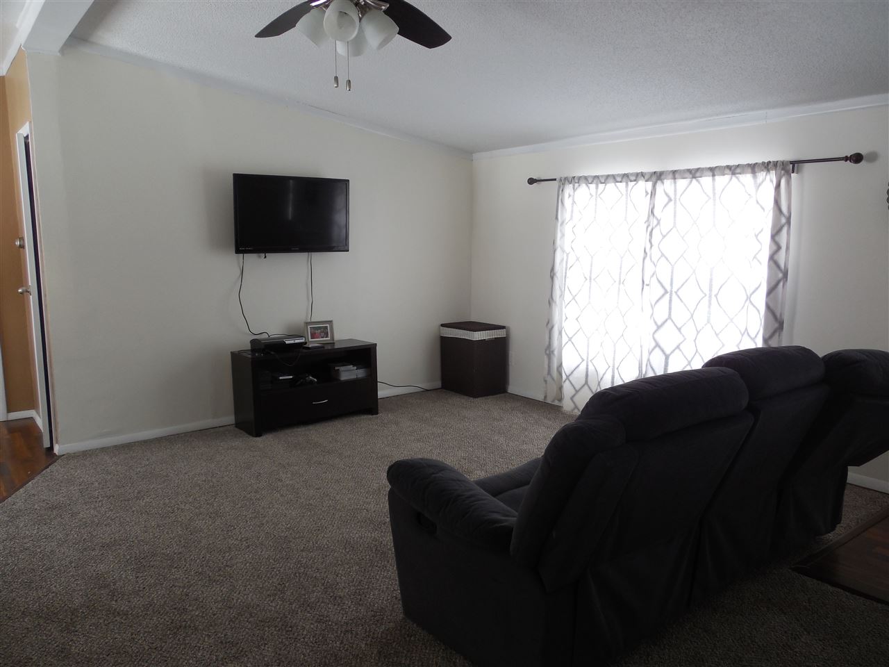 8644 East Baseline Road Mount Pleasant, MI 48858 - Photo 7 of 25 1857700-6.JPG