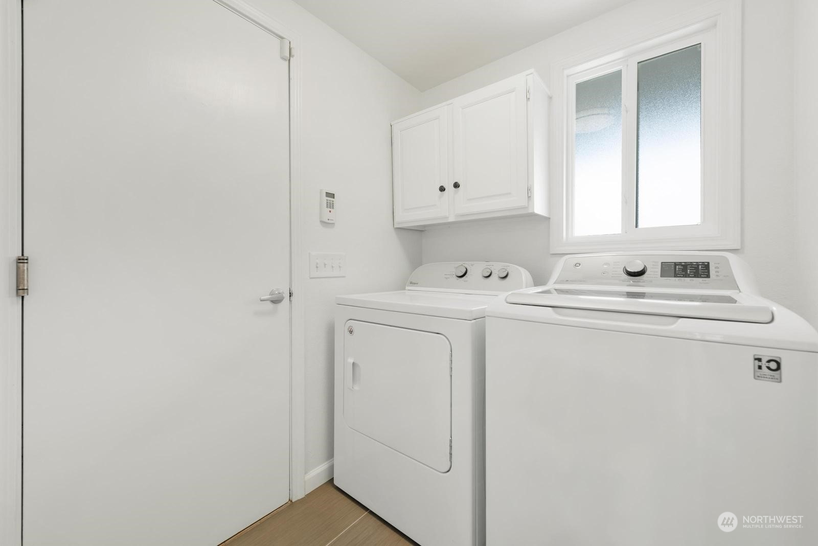 17218 3rd Avenue Southeast Bothell, WA 98012 - Photo 15 of 28 a utility room with dryer and washer
