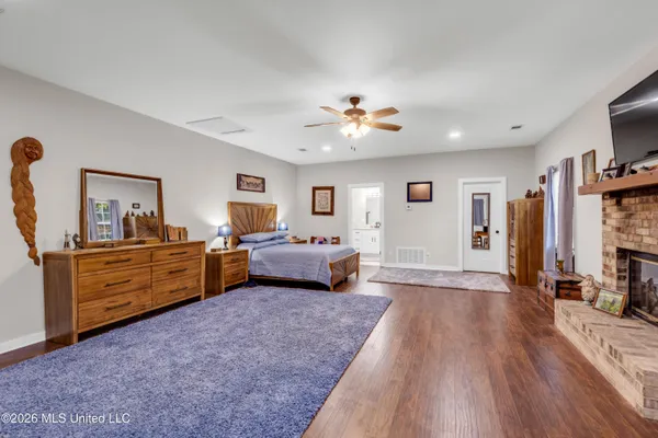 $410,800 | 214 Simon Boulevard, Ocean Springs, MS 39564
