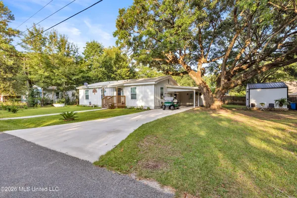 $410,800 | 214 Simon Boulevard, Ocean Springs, MS 39564