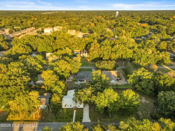 $410,800 | 214 Simon Boulevard, Ocean Springs, MS 39564