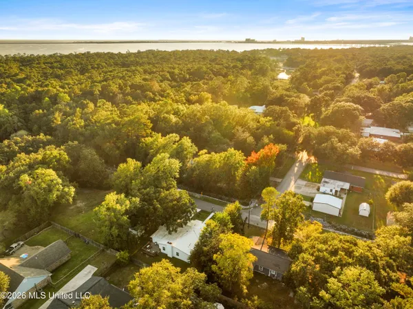 $410,800 | 214 Simon Boulevard, Ocean Springs, MS 39564