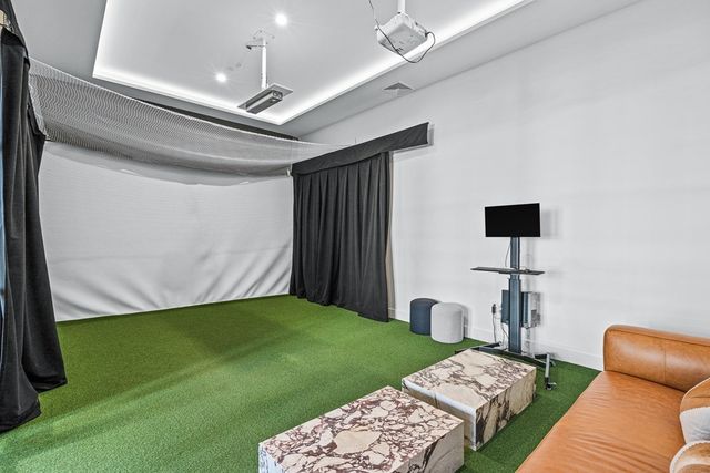 $1,270,000 | 99 Sumner Street, Unit 517, Boston, MA 02128