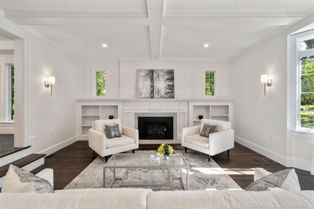 34 Somerset Road Newton, MA 02465 - Photo 5 of 19