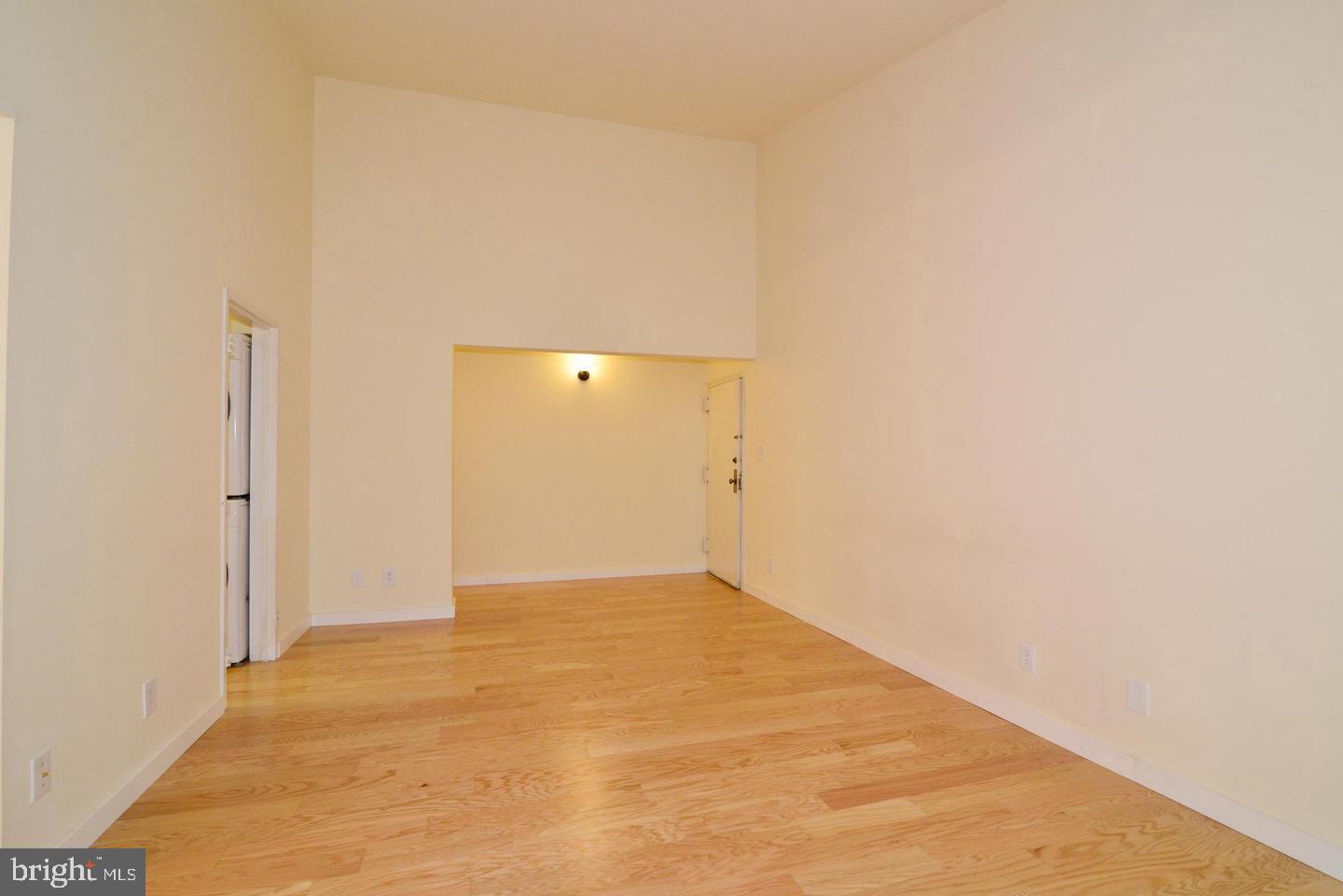 11803 Breton Court, Unit 32C Reston, VA 20191 - Photo 15 of 23 a view of an empty room