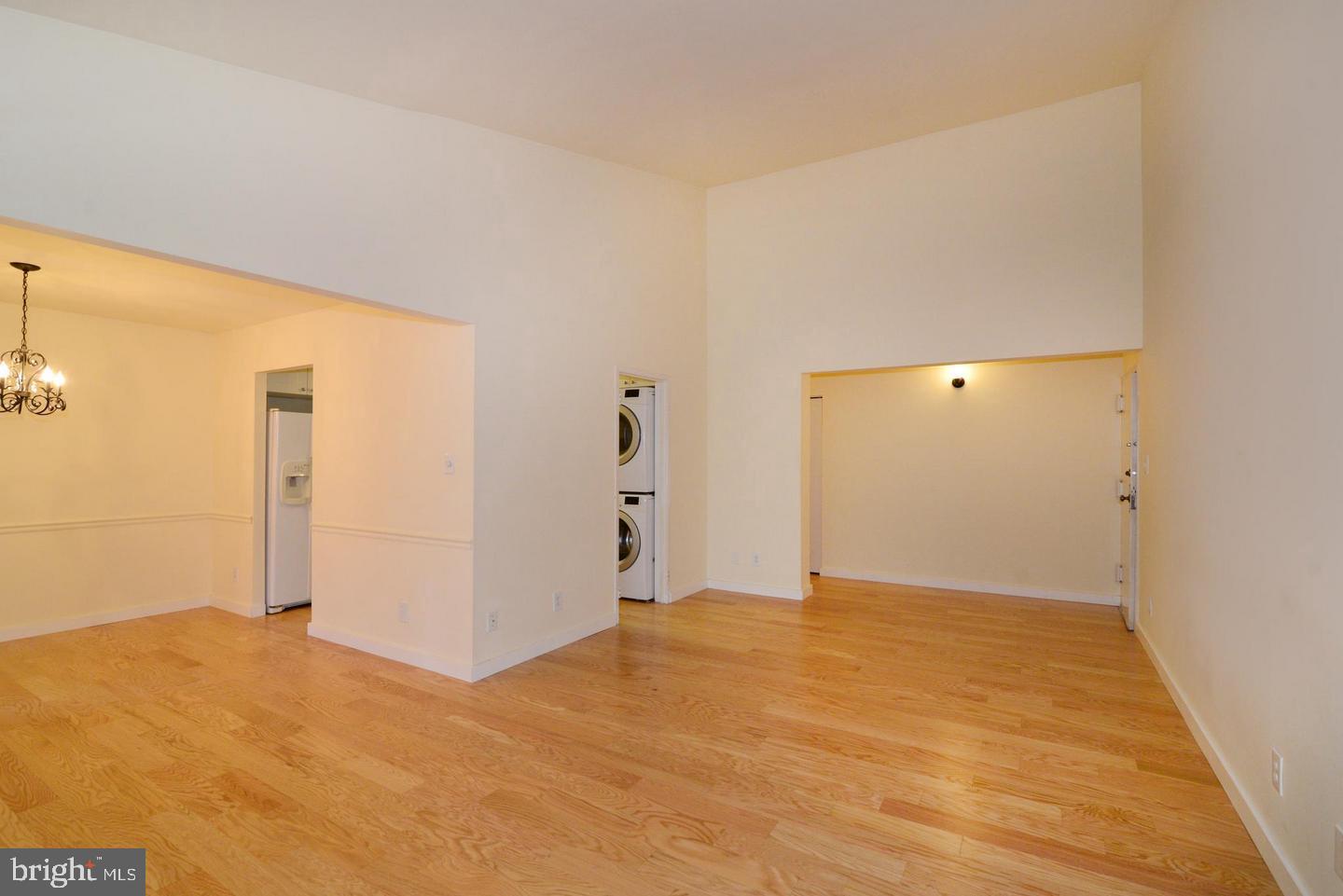 11803 Breton Court, Unit 32C Reston, VA 20191 - Photo 5 of 23 a view of empty room