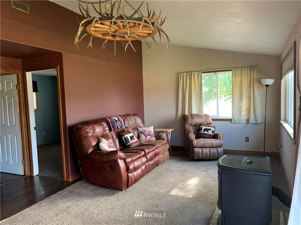 203 Havillah Road Tonasket, WA 98855 - Photo 15 of 31 Gallery Image 15