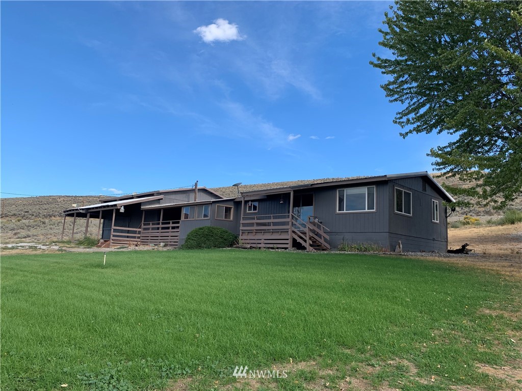 203 Havillah Road Tonasket, WA 98855 - Photo 4 of 31 Gallery Image 4