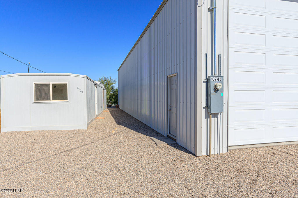 10743 Admiral Road Parker, AZ 85344 - Photo 11 of 23 Ext-1-2