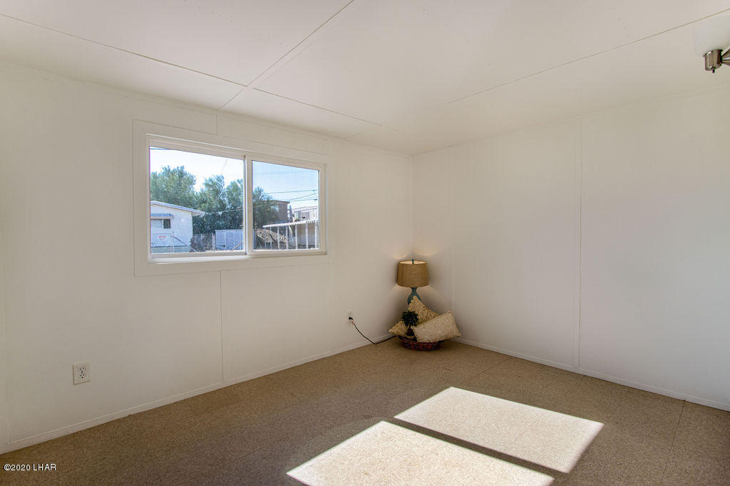 10743 Admiral Road Parker, AZ 85344 - Photo 20 of 23 Int-1-3