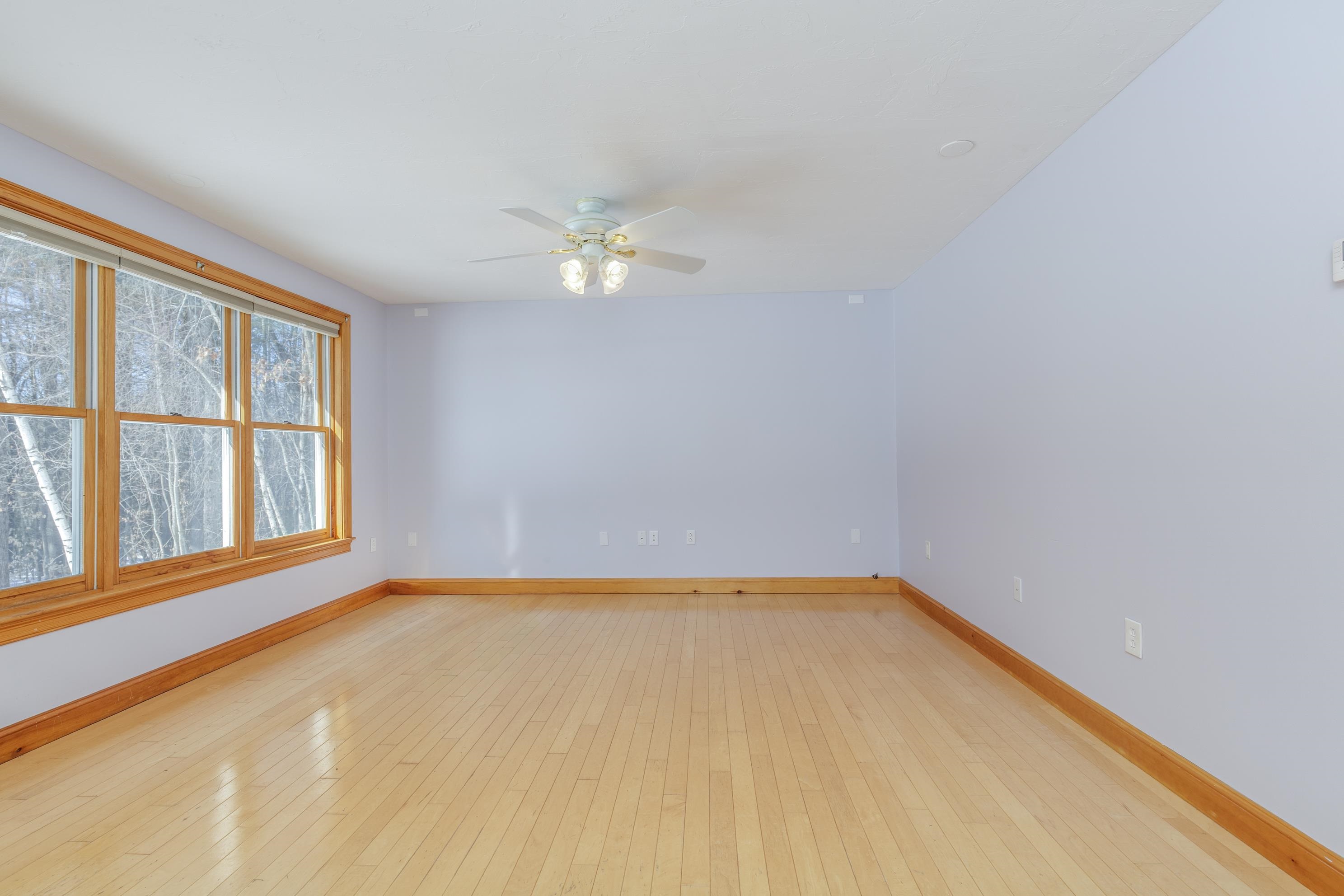 762 Robinson Road Pembroke, NH 03275 - Photo 12 of 41