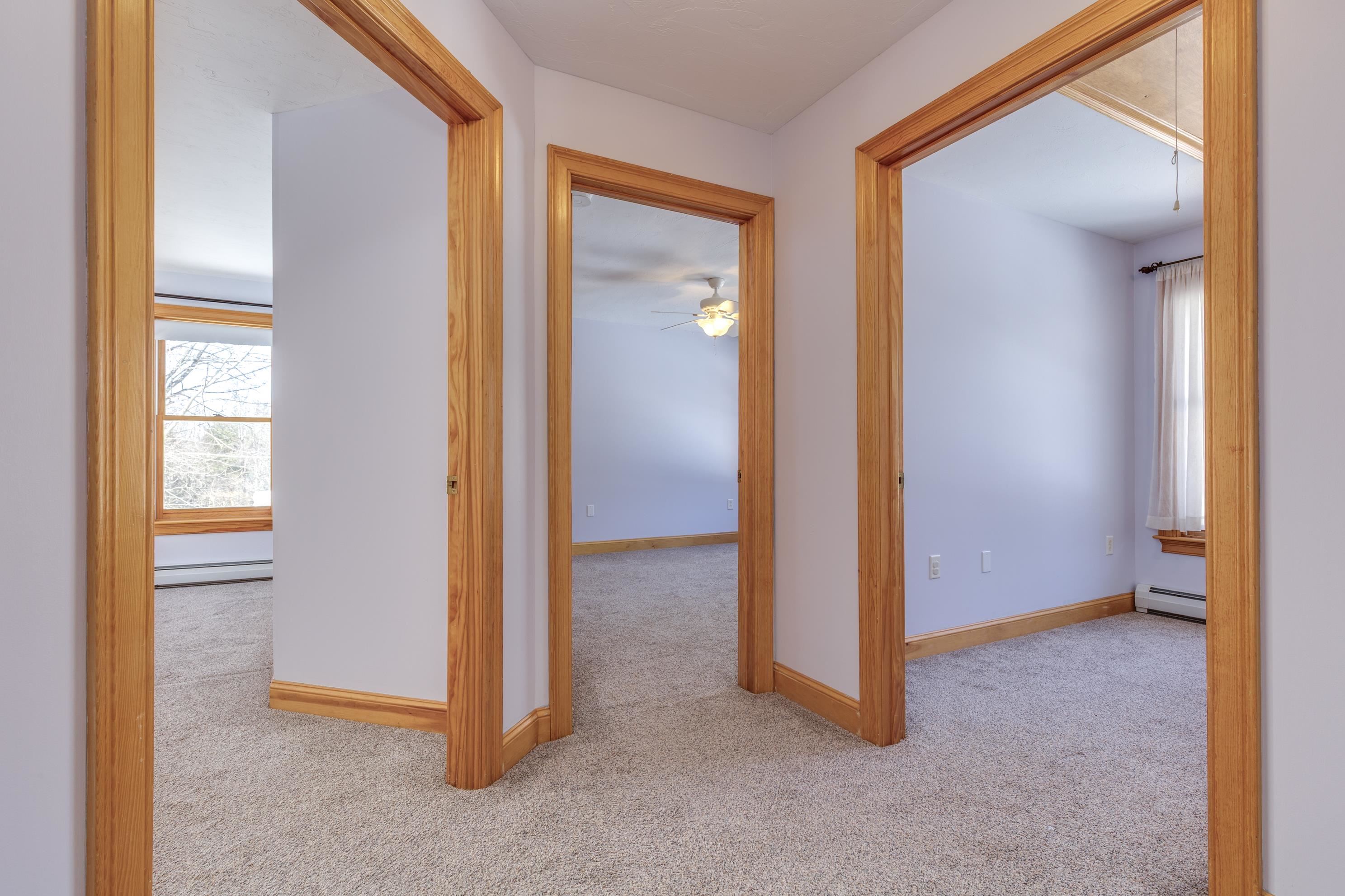 762 Robinson Road Pembroke, NH 03275 - Photo 17 of 41