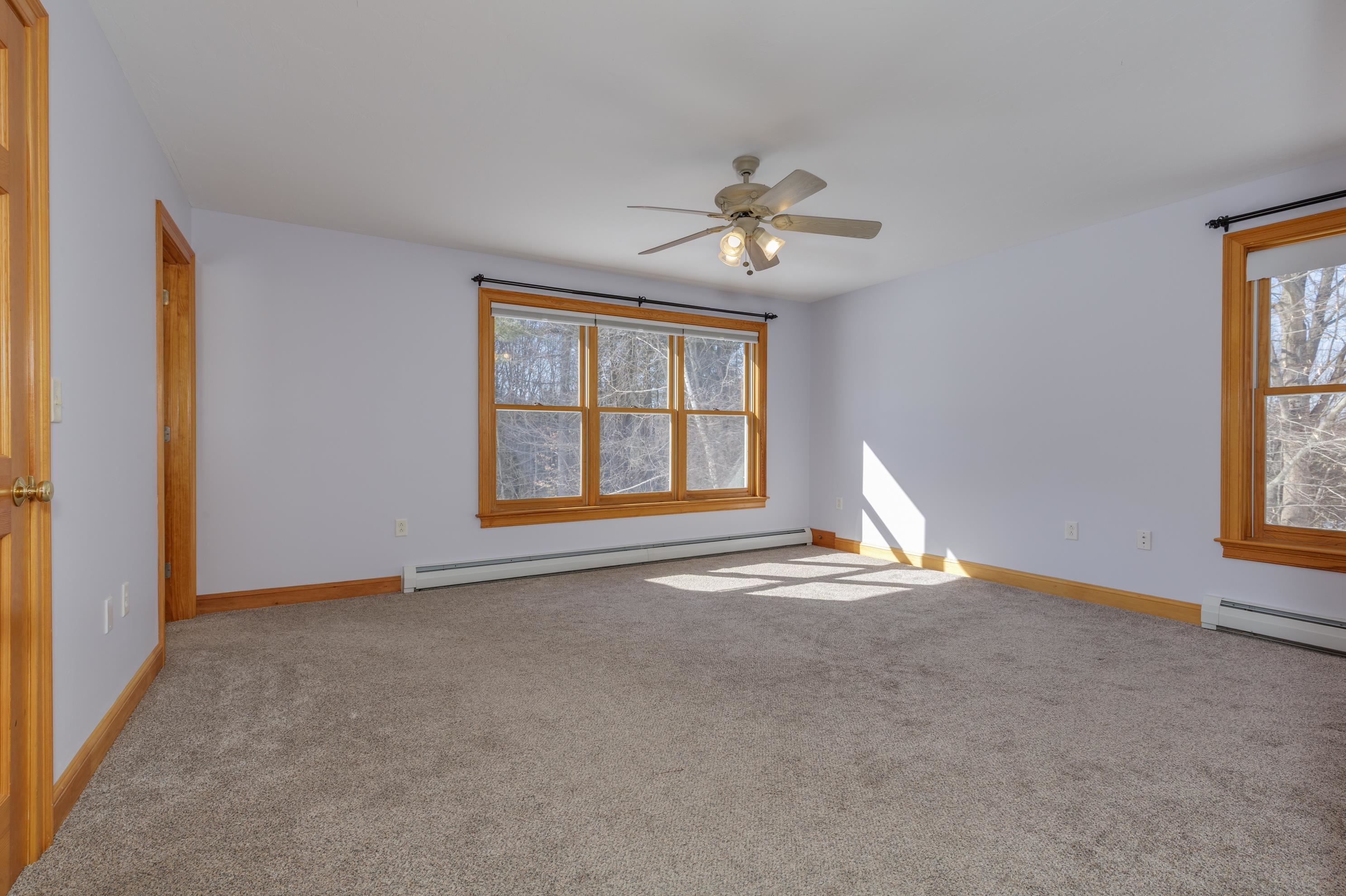 762 Robinson Road Pembroke, NH 03275 - Photo 19 of 41