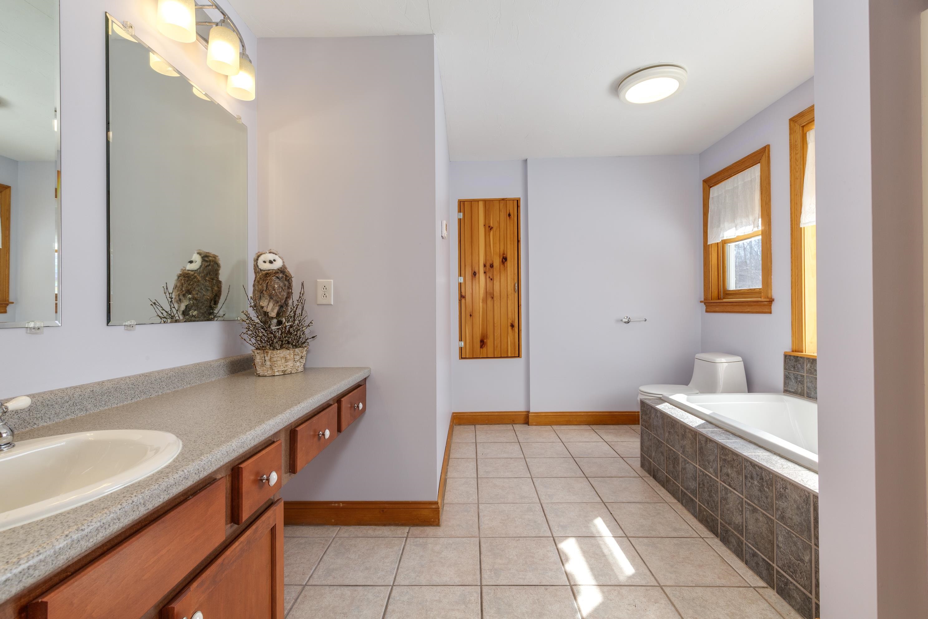 762 Robinson Road Pembroke, NH 03275 - Photo 23 of 41