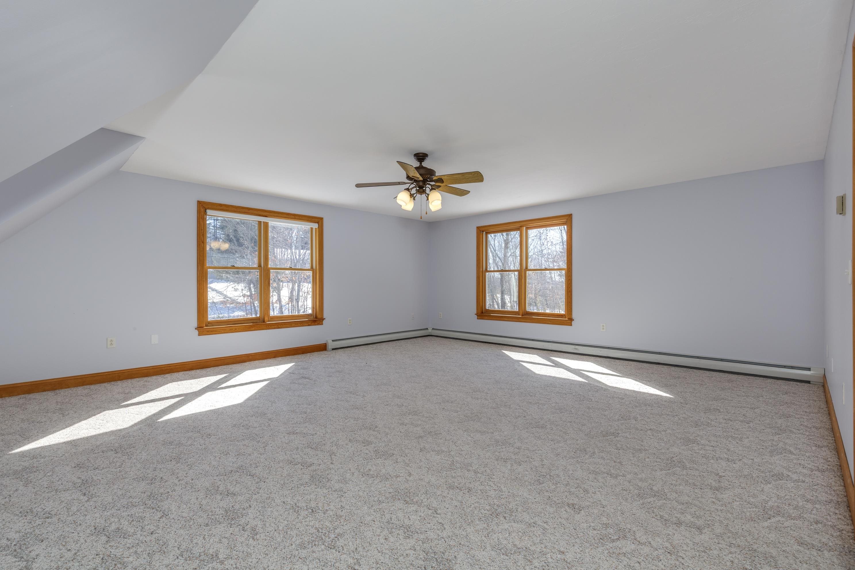 762 Robinson Road Pembroke, NH 03275 - Photo 28 of 41