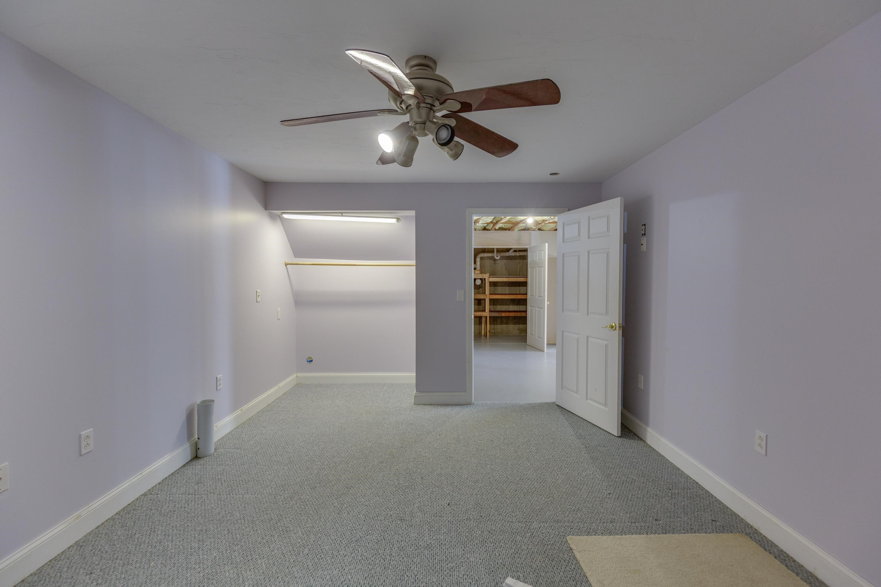 762 Robinson Road Pembroke, NH 03275 - Photo 32 of 41