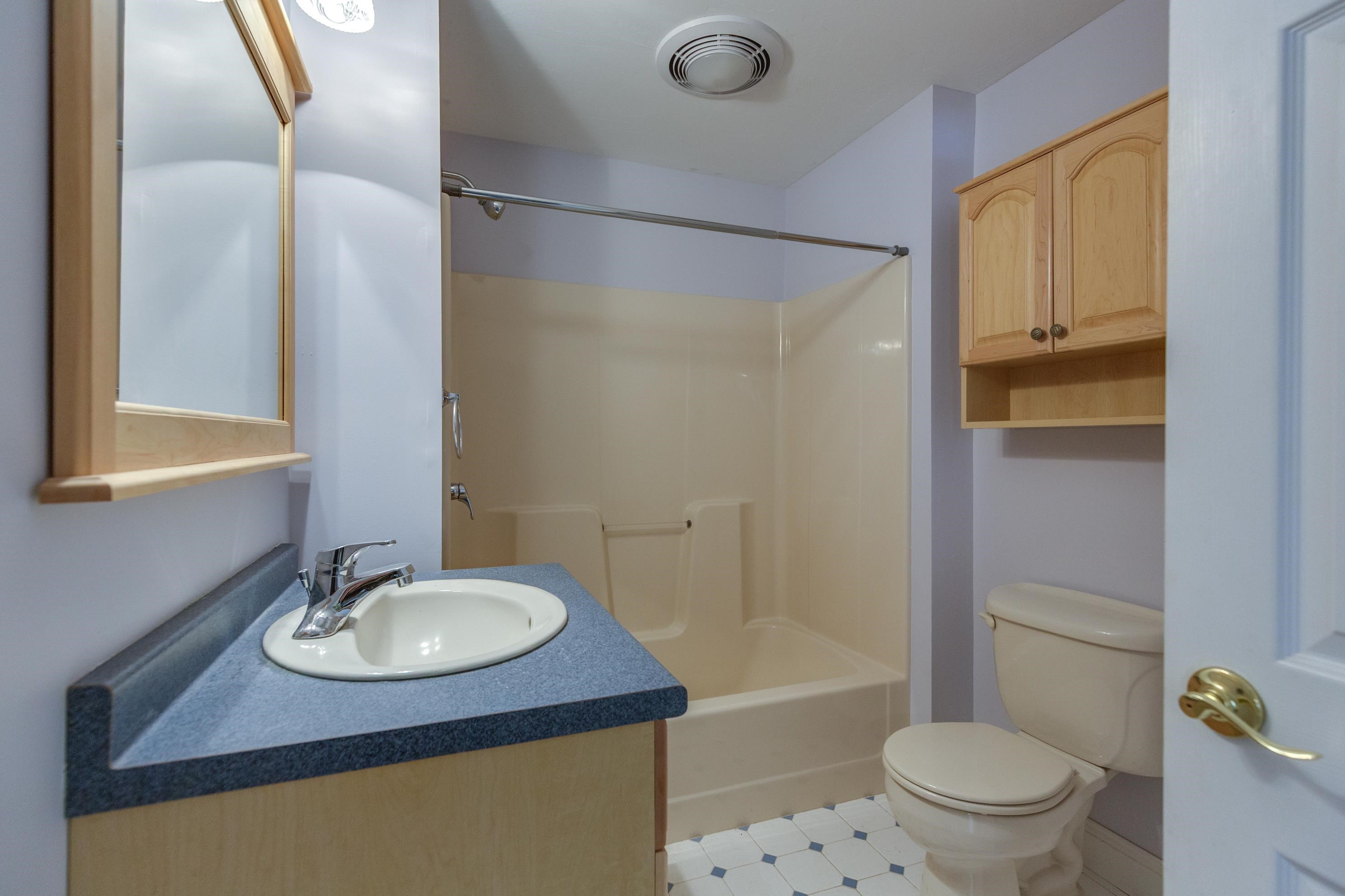 762 Robinson Road Pembroke, NH 03275 - Photo 33 of 41