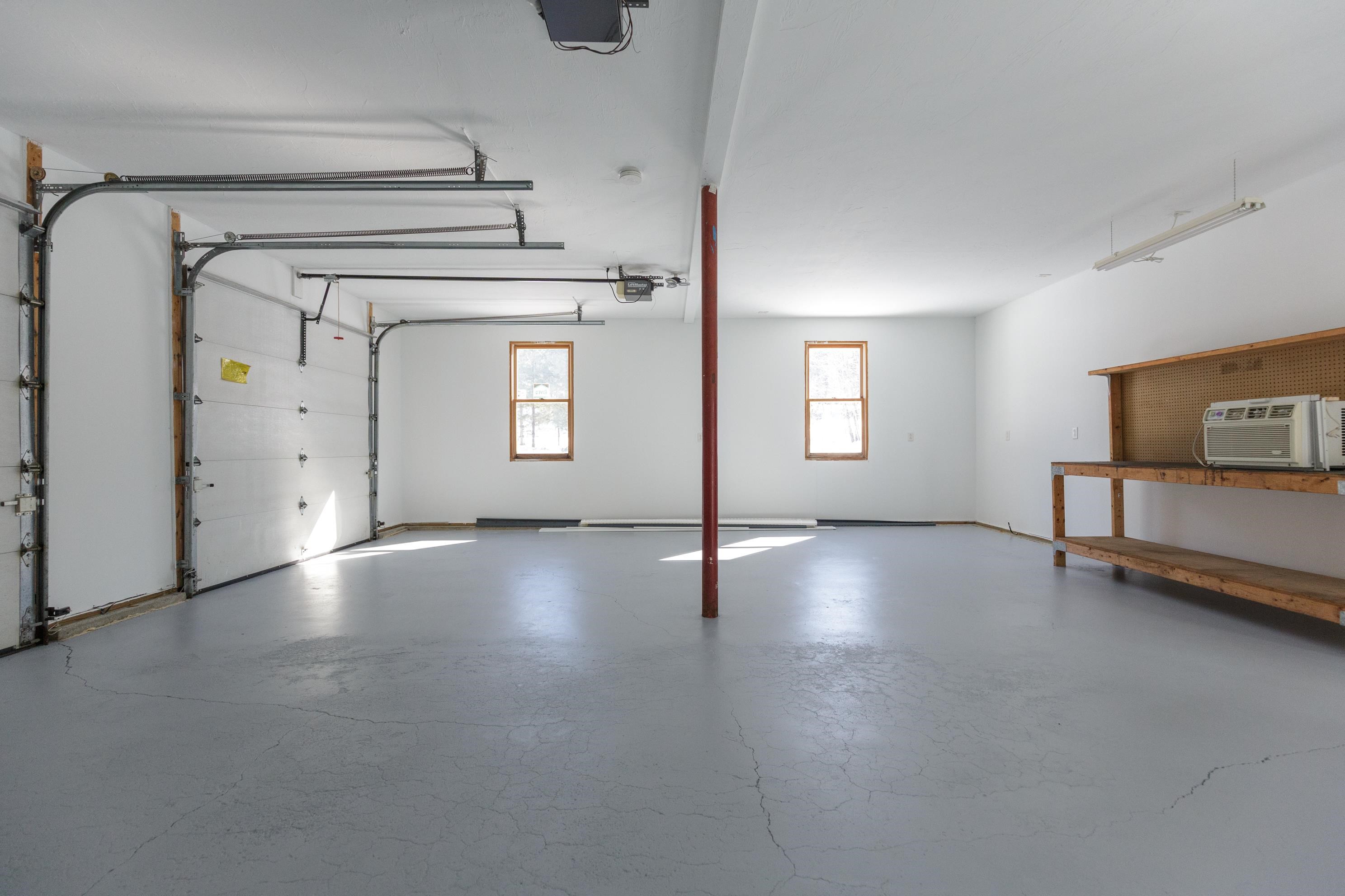 762 Robinson Road Pembroke, NH 03275 - Photo 34 of 41