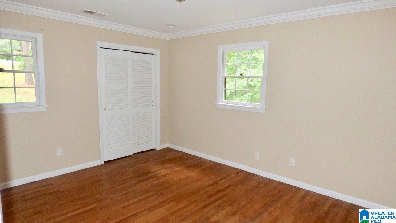 5169 South Shades Crest Road Bessemer, AL 35022 - Photo 4 of 13