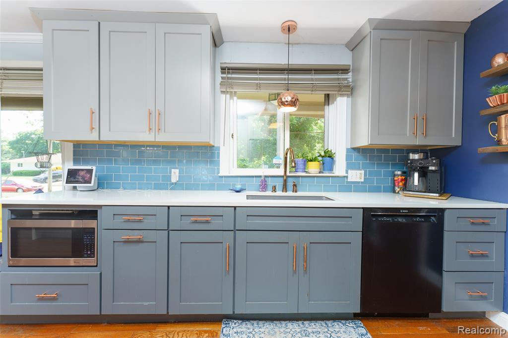 1920 Byrnes Road Lansing, MI 48906 - Photo 5 of 36 Gallery Image 5
