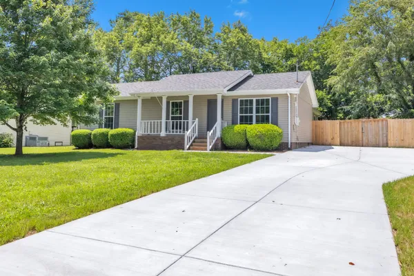 $450,000 | 340 Blade Street, Gallatin, TN 37066