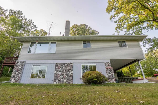 $479,900 | 2454 N Highway 40, Radisson, WI 54867