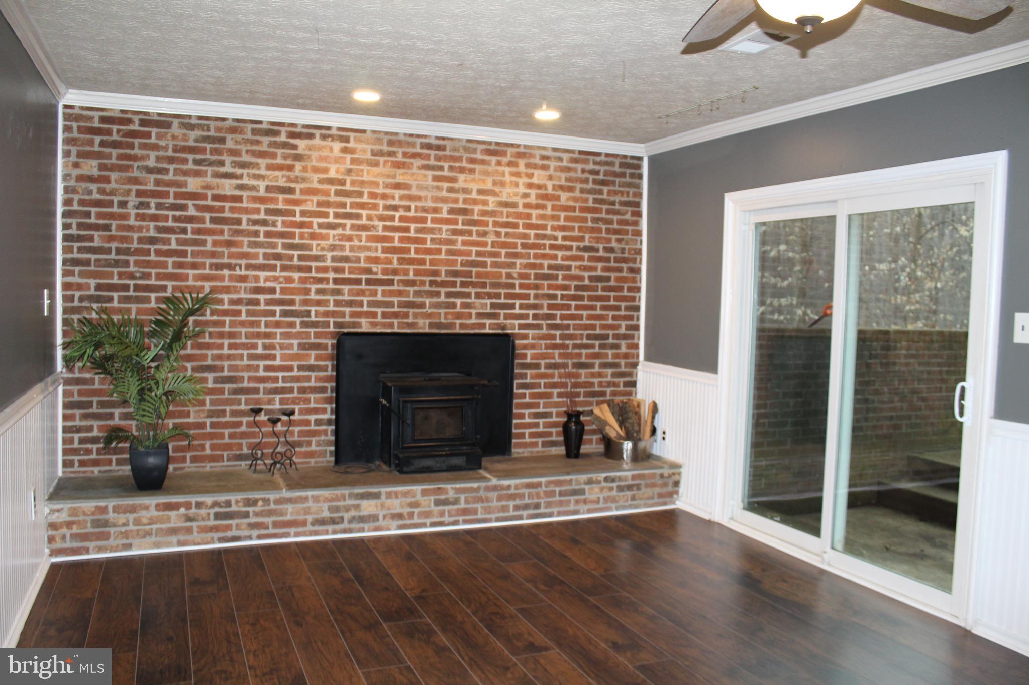 12052 Kahns Road Manassas, VA 20112 - Photo 13 of 13 Gallery Image 13