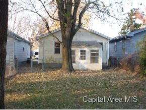 2316 Richards Lane Springfield, IL 62702 - Photo 2 of 23
