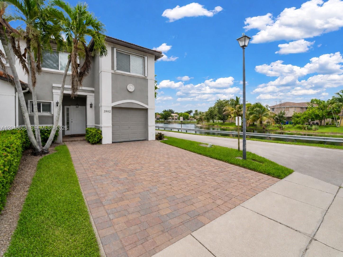 2802 Southwest 128th Way, Unit B Miramar, FL 33027 - Photo 3 of 34