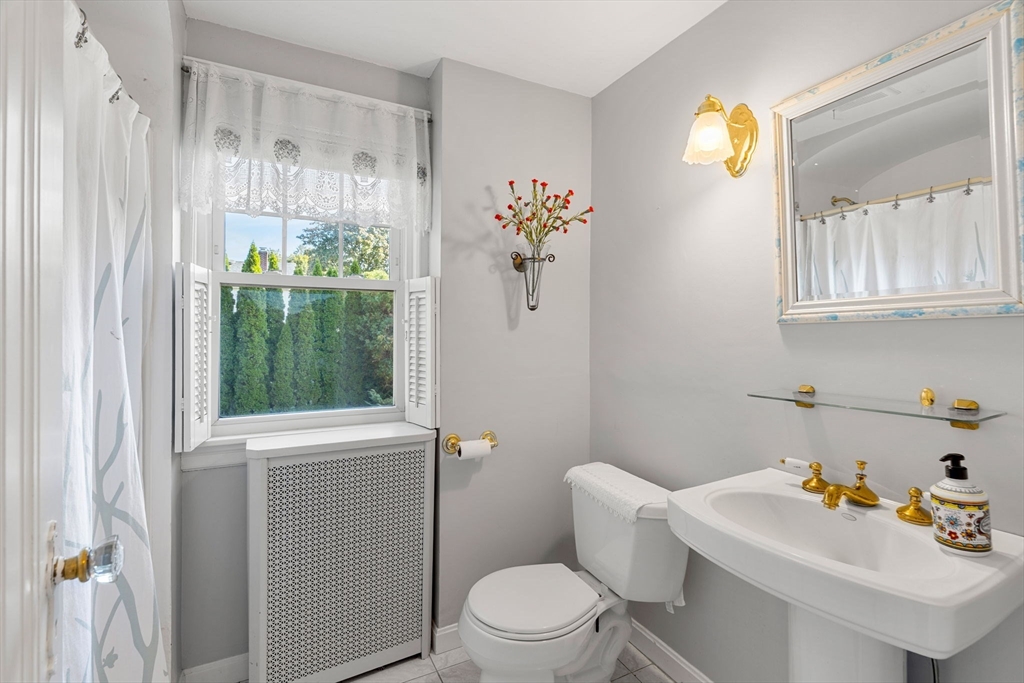 8 Little Road North Andover, MA 01845 - Photo 28 of 31 Gallery Image 28