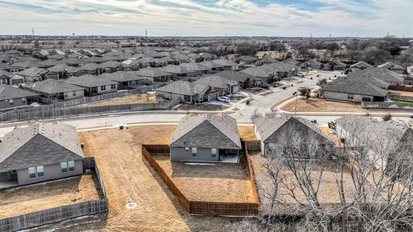 $2,300 | 9224 Red Brush Trail, Fort Worth, TX 76131