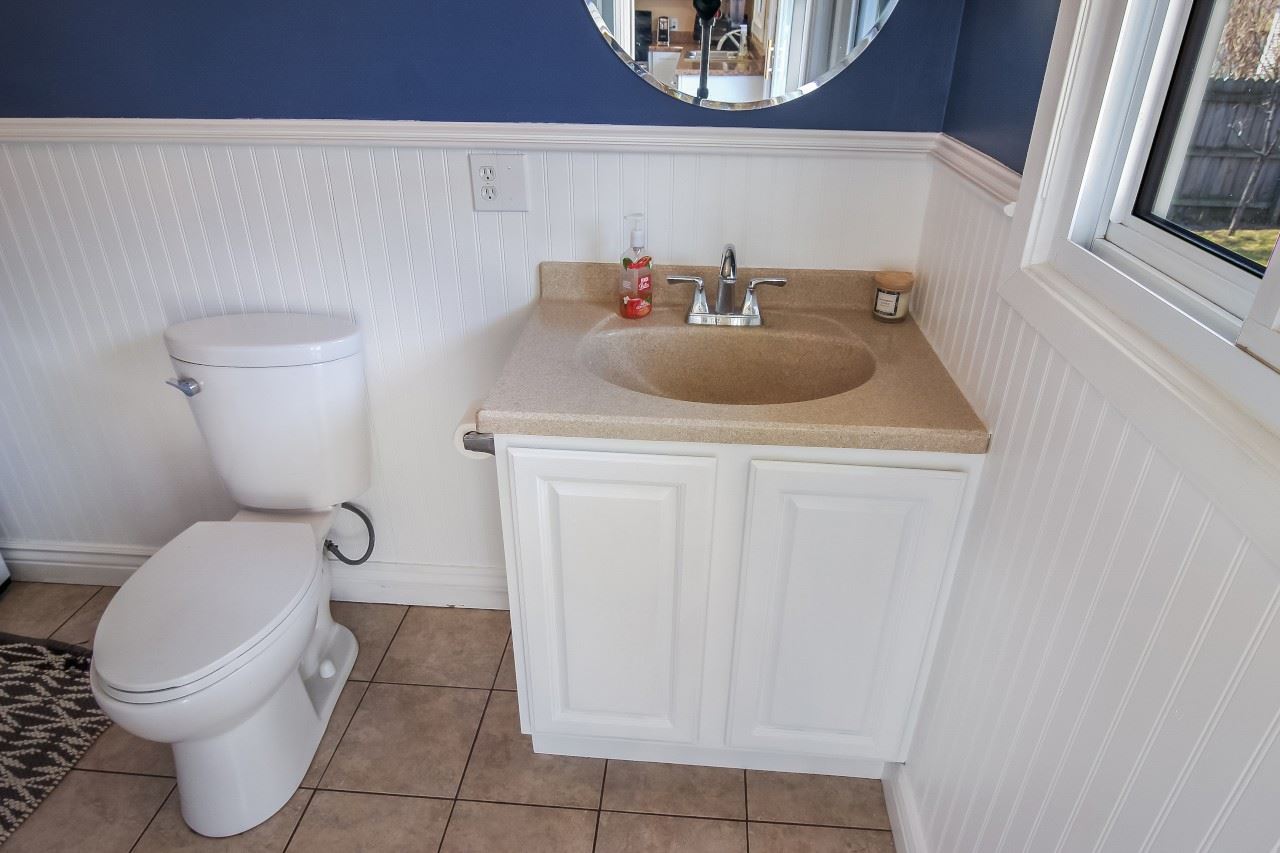 1162 South Pineview Road Suttons Bay, MI 49682 - Photo 19 of 31 1860067-18.JPG