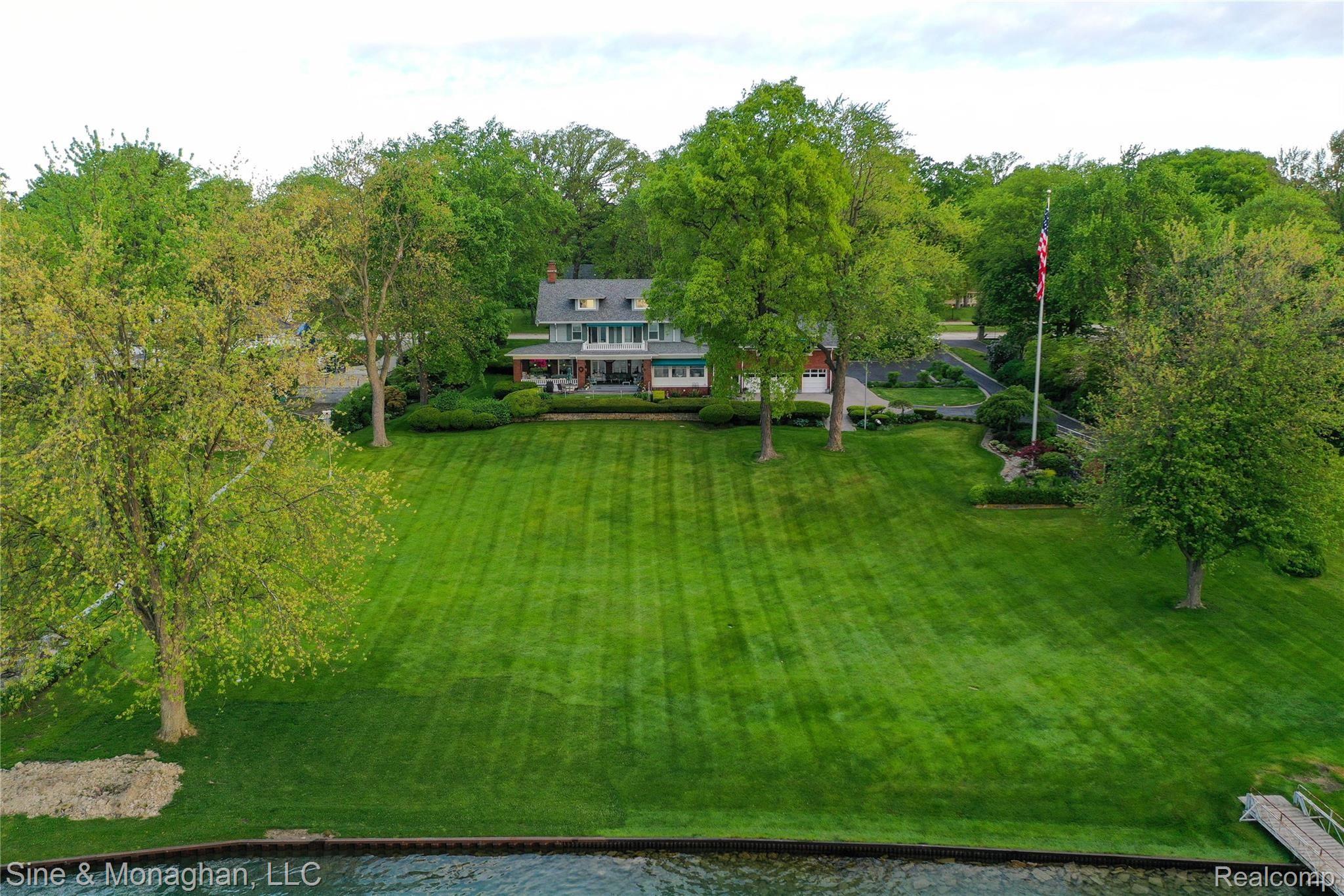 970 North Riverside Avenue St. Clair, MI 48079 - Photo 41 of 60 41.jpg