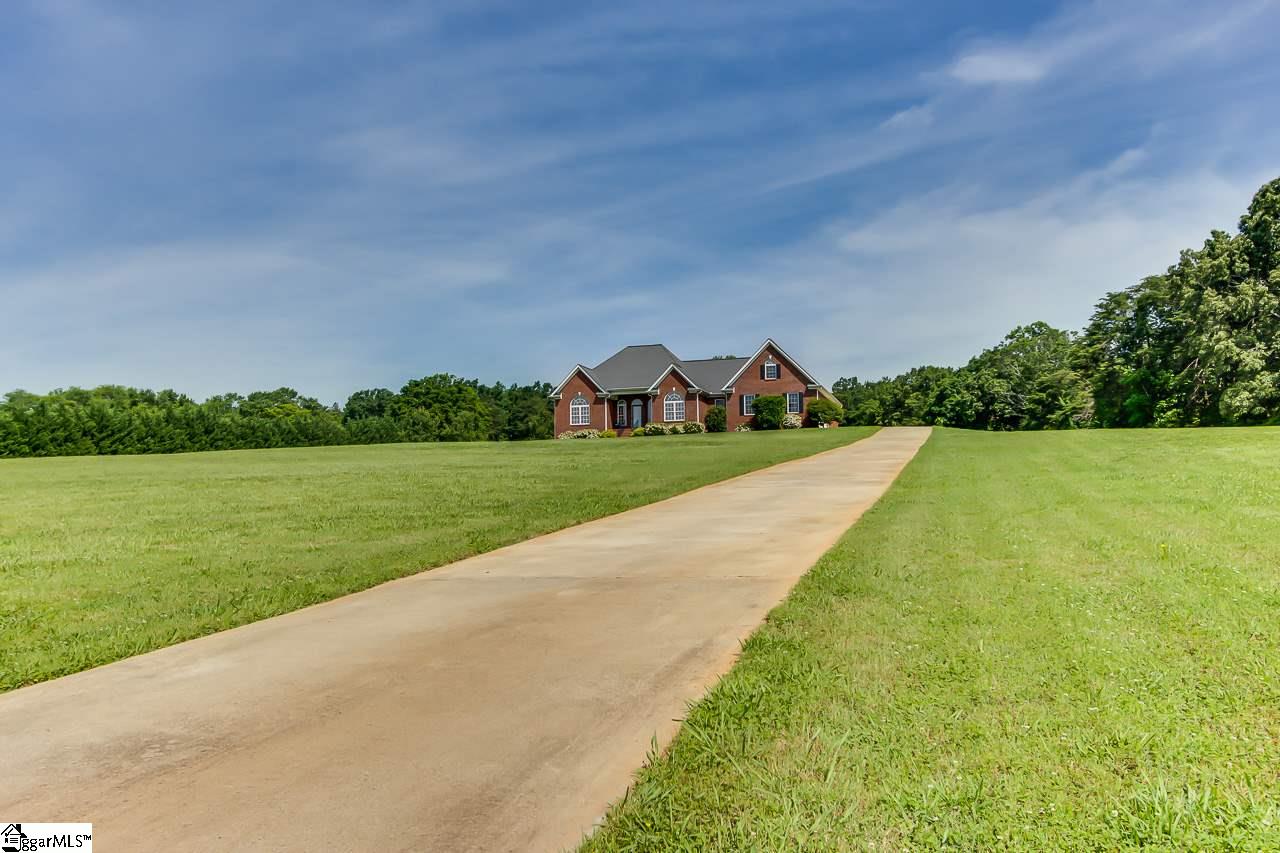 444 Pink Dill Mill Road Greer, SC 29651 - Photo 2 of 36