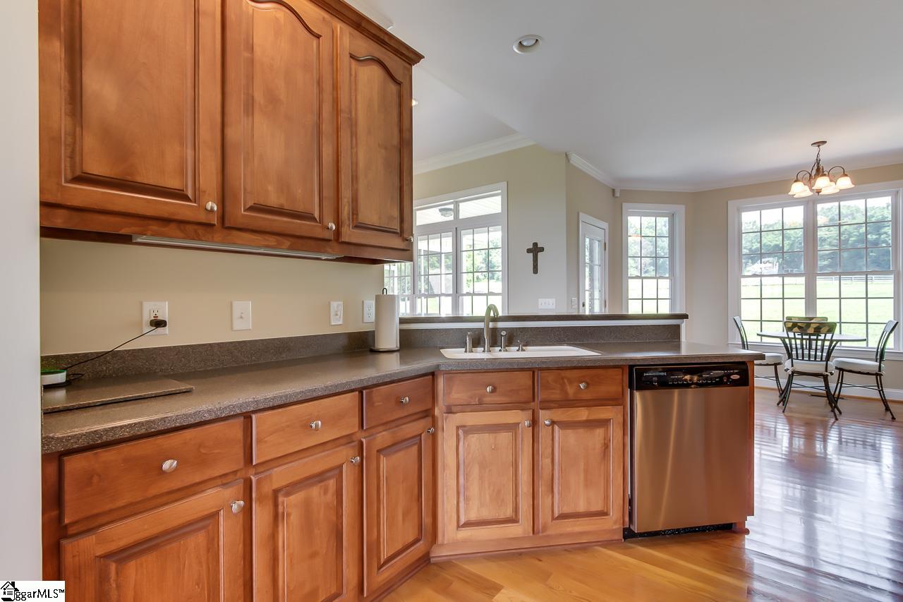 444 Pink Dill Mill Road Greer, SC 29651 - Photo 13 of 36