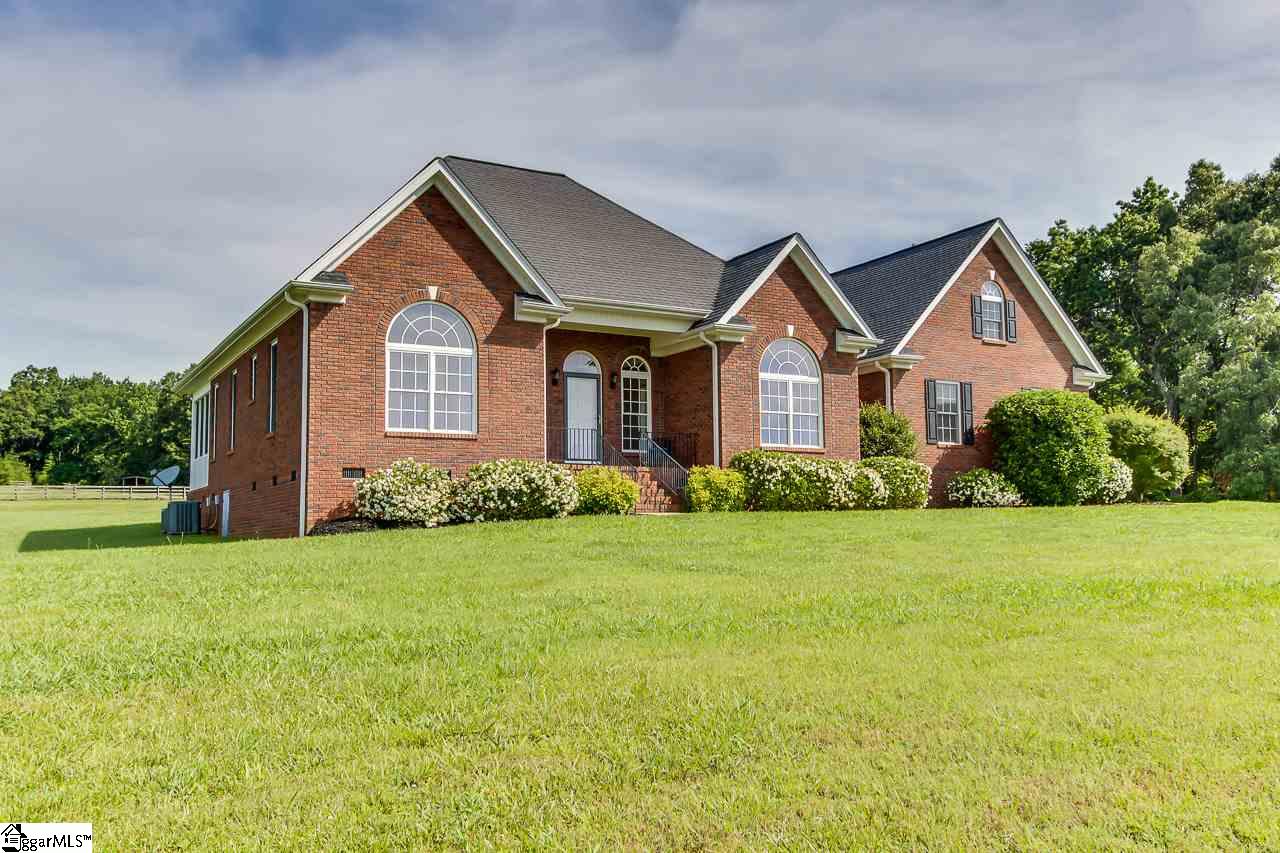 444 Pink Dill Mill Road Greer, SC 29651 - Photo 3 of 36