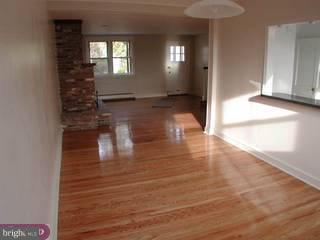 5042 Copley Road Philadelphia, PA 19144 - Photo 3 of 6 Gallery Image 3