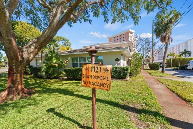 $1,499,000 | 1121 Beach Drive Northeast, St. Petersburg, FL 33701