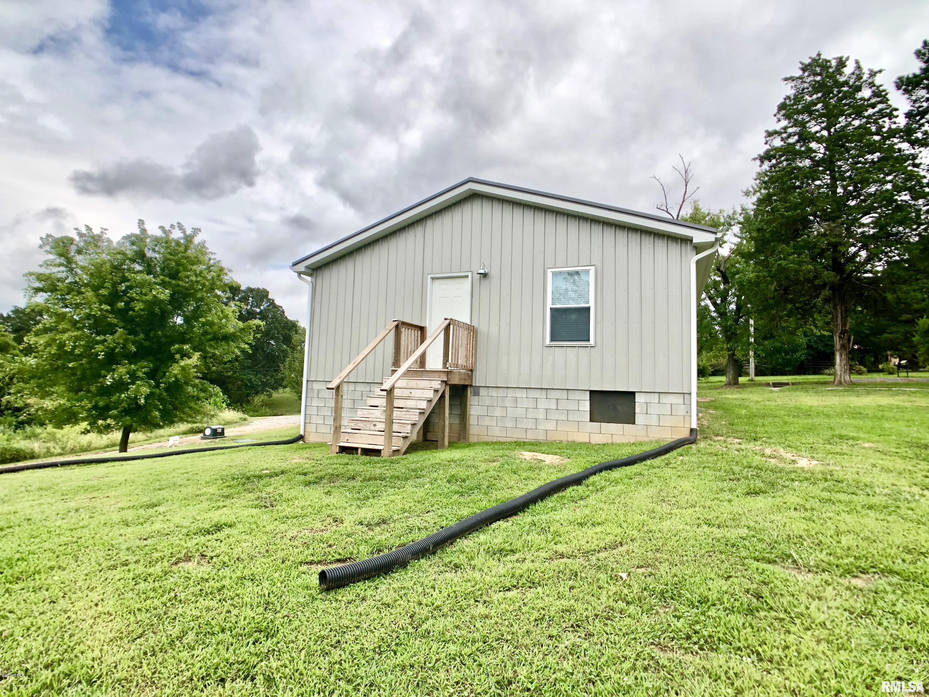 490 Beech Hollow Road Harrisburg, IL 62946 - Photo 35 of 37