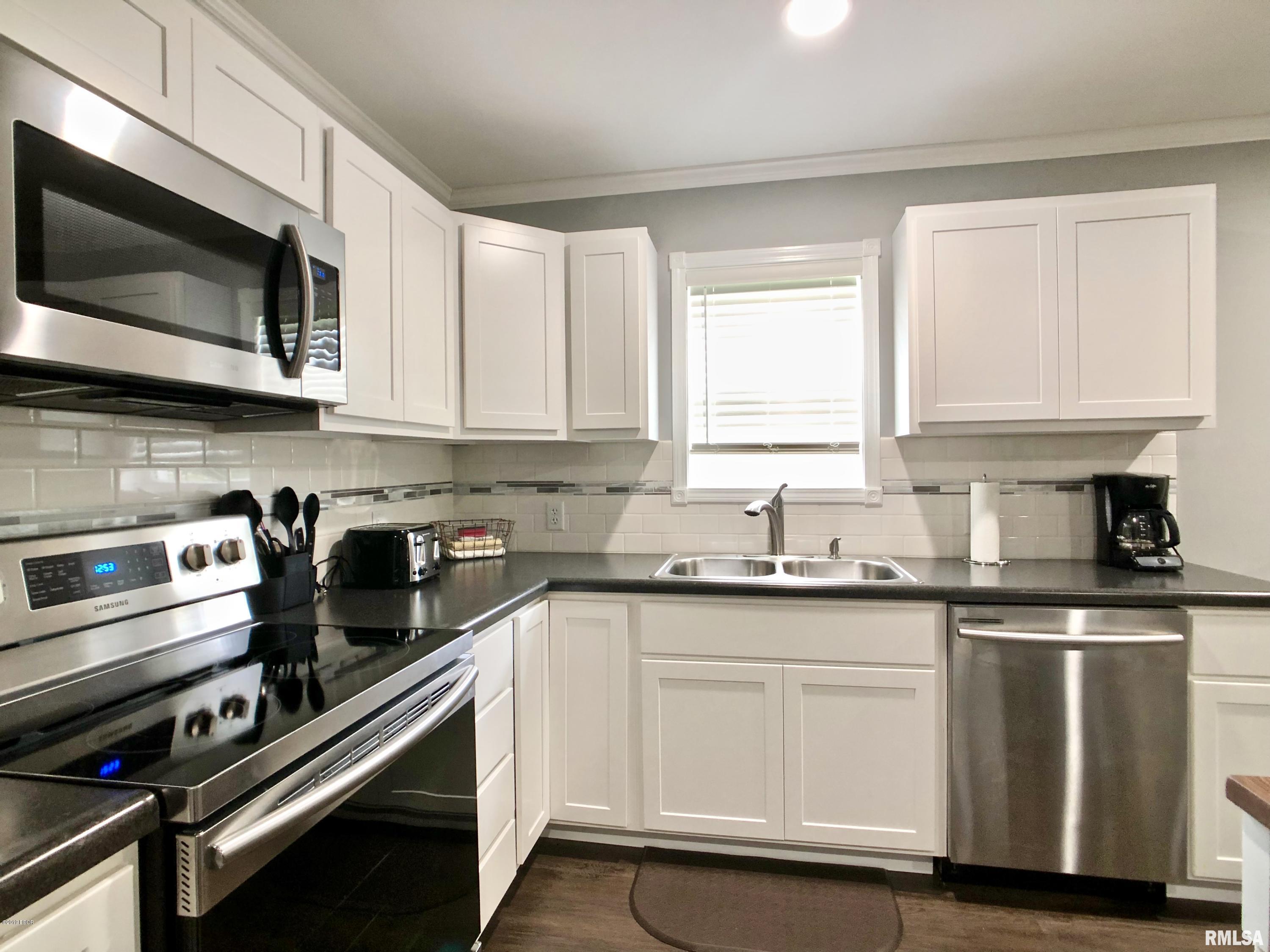 490 Beech Hollow Road Harrisburg, IL 62946 - Photo 10 of 37